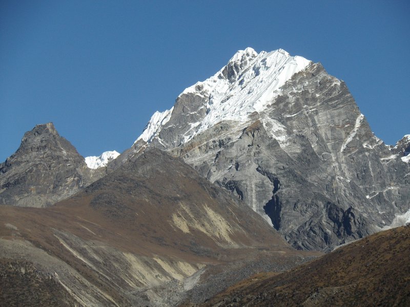 Lobuche 2013